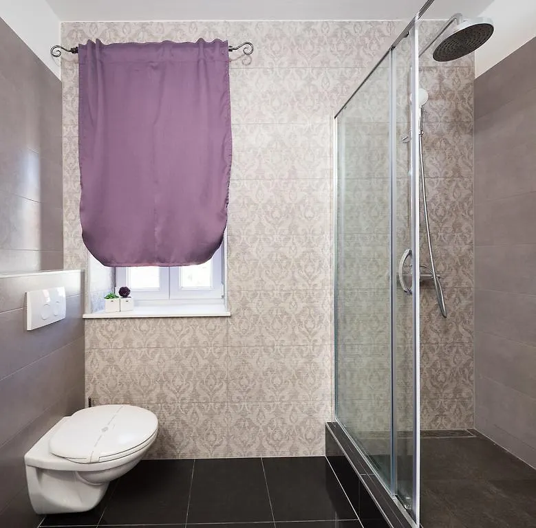 Romantic Luxury Rooms Split 4*,